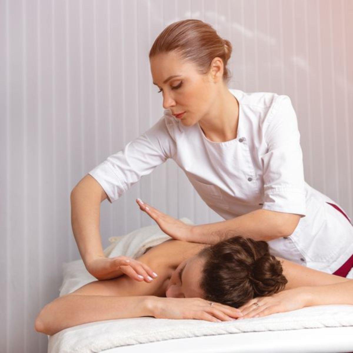 Masseur / Masseuse