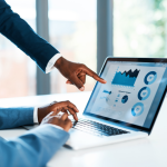 Les logiciels indispensables en hôtellerie : Opera PMS, Excel, POS